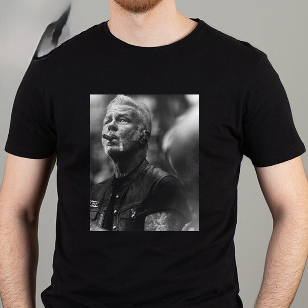 Metallica James Hetfield Happy Birthday Turns Classic Tshirt